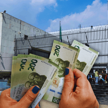 Los beneficiarios de esta condonación del SAT deben cumplir con algunos criterios. ESPECIAL / CANVA