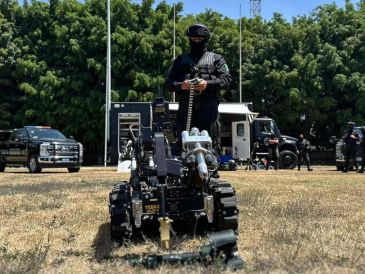 Durante una semana, seis elementos, entre ellos el Comisario General de la Policía del Estado obtuvieron conocimientos y habilidades sobre antiexplosivos. ESPECIAL / SECRETARÍA DE SEGURIDAD