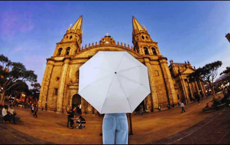 Hasta ahora, el pronóstico del clima apunta a que las lluvias volverán a presentarse en Guadalajara a partir del sábado y domingo de esta semana. ESPECIAL / CANVA