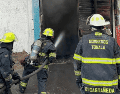 Como medida de seguridad para facilitar las maniobras, la Policía Vial mantiene un corte total a la circulación sobre Patria Oriente. ESPECIAL/Coordinación de Seguridad y Emergencias Tonalá