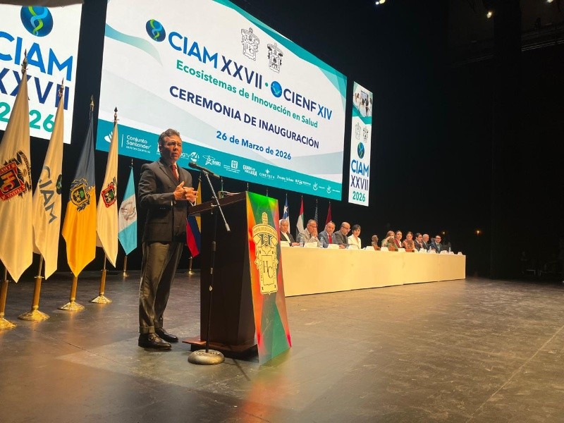 &nbsp;Entrega de los premios Fray Antonio Alcalde por Humanitarismo y Servicio a Pablo Lemus.&nbsp;