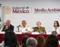 La Secretaria de Medio Ambiente y Recursos Naturales, Alicia Bárcena (2-d), el secretario de Marina, Raymundo Pedro Morales (2-i), el director de Pemex, Víctor Rodríguez (i) y la Secretaria de Energía, Luz Elena González (d), hablan durante una rueda de prensa este jueves. EFE/Medio Ambiente y Recursos Naturales