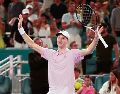 Jannik Sinner va por su segundo título en tres años en Miami. AP