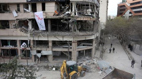 Esta nueva oleada de ataques se produce en medio de conversaciones indirectas entre Washington y Teherán, con la mediación de Pakistán. EFE/EPA/A. Taherkenareh