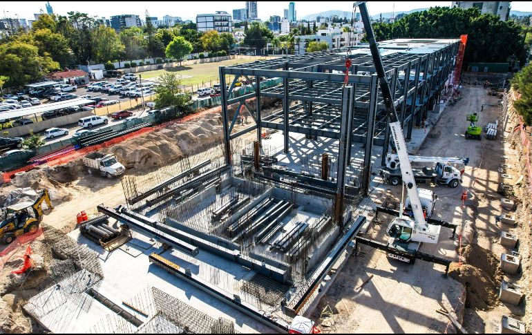 La obra mantiene protocolos de control de calidad que abarcan desde el análisis de materiales hasta la supervisión de cada etapa constructiva. EL INFORMADOR/ A. Navarro