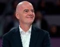Gianni Infantino, presidente de la FIFA, dice que "sabemos cuál es la situación, muy complicada. Trabajamos y vamos a hacer que Irán juegue este Mundial en las mejores condiciones". AFP / ARCHIVO
