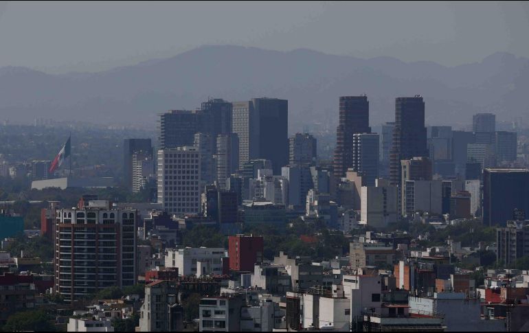 El centro y oriente de la Ciudad de México presentaba la contaminación más alta al amanecer de este jueves. SUN/D. Simón