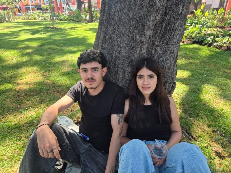 Julia y Jesús utilizan el nuevo espacio para relajarse del trabajo y la escuela. EL INFORMADOR/O. González&nbsp;