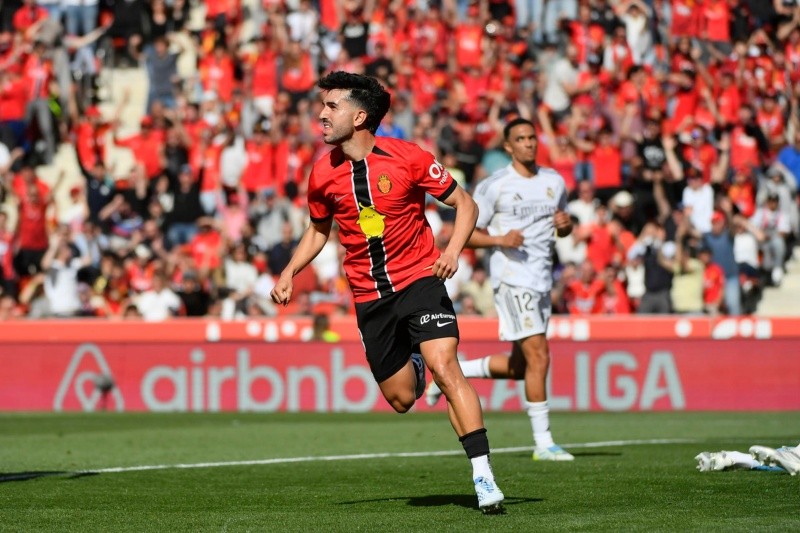 Morlanes celebra la primera anotación del Mallorca.&nbsp;EFE / Cati Cladera