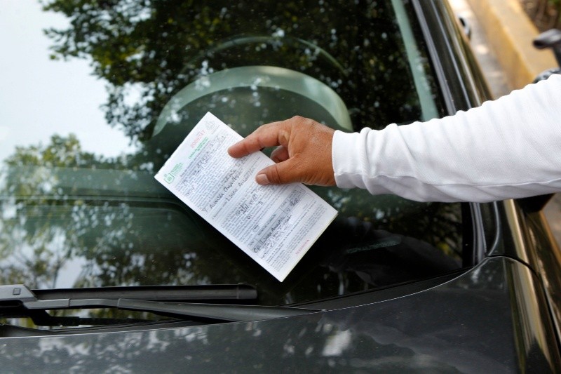 Conoce cuáles son las multas más frecuentes y cómo proteger tu economía respetando el reglamento vial.&nbsp;EL INFORMADOR / ARCHIVO
