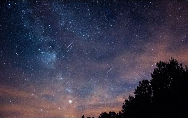 Conoce cuándo tendrá su pico máximo una de las lluvias de estrellas más longevas y estudiadas en la historia de la astronomía. UNSPLASH.