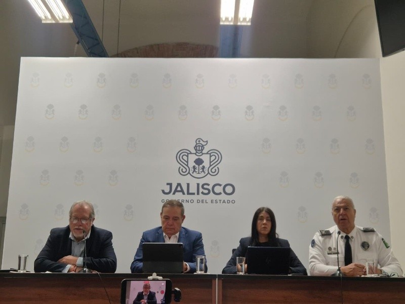 Rueda de prensa donde se informó del retiro de motocicletas irregulares y de infracciones en movilidad urbana. EL INFORMADOR / R. Bobadilla