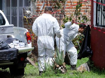 En cuanto a los hallazgos, la vicefiscal detalló que en el caso de Ixtlahuacán se han localizado restos óseos que corresponden preliminarmente a 11 víctimas, distribuidos en distintos puntos del área intervenida. SUN/ ARCHIVO