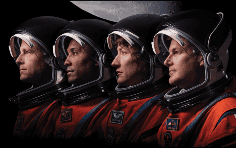 El comandante Reid Wiseman, el piloto Víctor Glover, Christina Koch y el canadiense Jeremy Hansen se preparaban para entrar en la atmósfera viajando a Mach 32 —o 32 veces la velocidad del sonido—. ESPECIAL/X/ @NASA