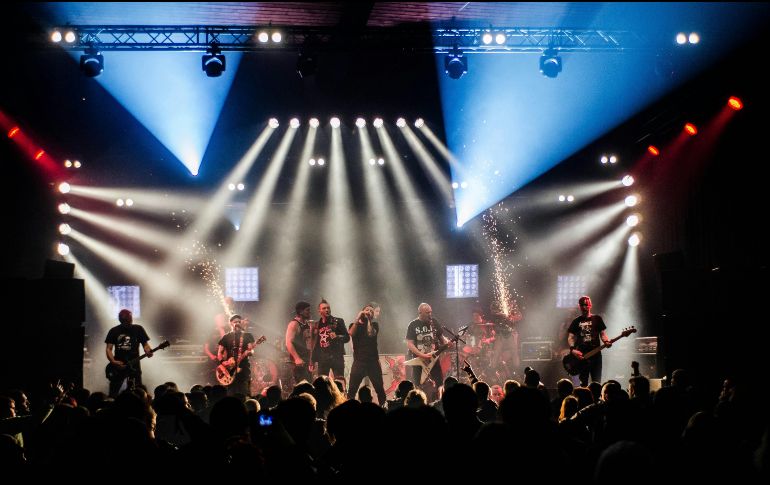 Artistas nacionales e internacionales llegan a Guadalajara para encender una semana cargada de energía y música. PEXELS