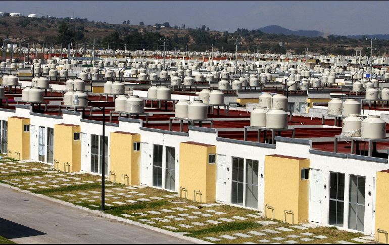 Incluso las casas con los precios más bajos superan las capacidades de compra de las familias con ingresos promedio. EL INFORMADOR/Archivo