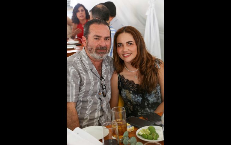 José Méndez y Elba Carranza. GENTE BIEN JALISCO / C. Jimeno