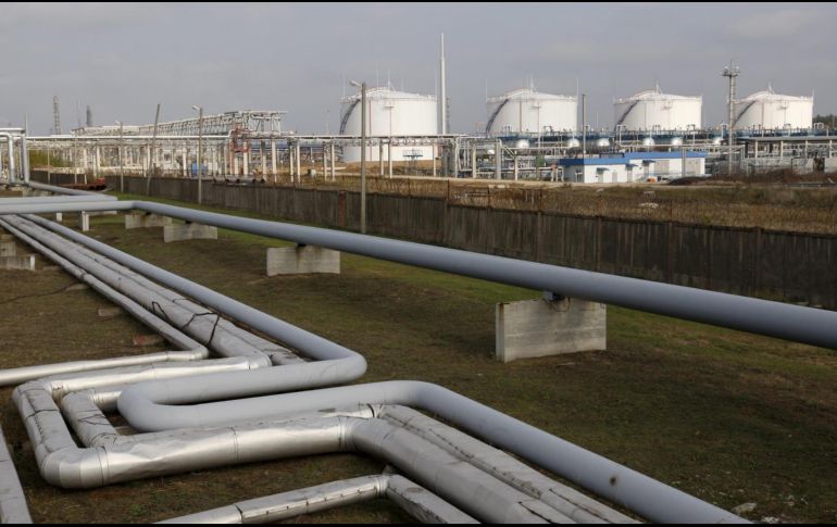 El efecto en los precios del petróleo tras la reapertura total del estrecho de Ormuz. EFE / T. ZENKOVICH