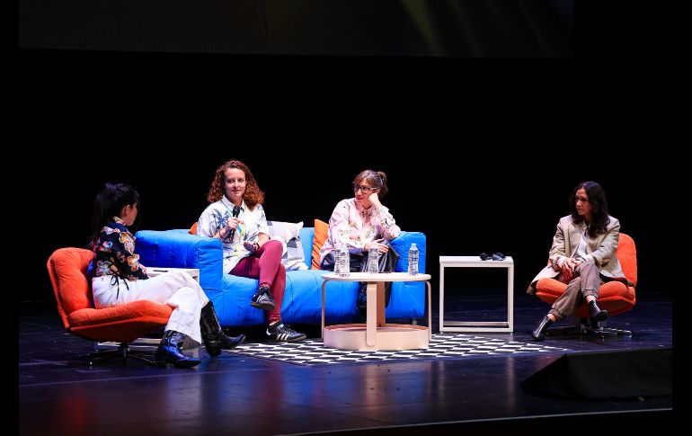 María Sarasvati Herrera, Dariela Ludlow y Celiana Cárdenas, moderadas por Alejandra Márquez— encabezaron el panel “¿Desde dónde mirar?” como parte de las actividades del Festival Internacional de Cine en Guadalajara. EL INFORMADOR / J. Aocsta