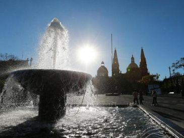 Mayo y junio suelen ser los periodos más calurosos, con temperaturas que pueden alcanzar hasta los 35 grados. UDEG