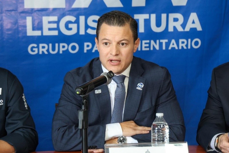 El coordinador panista en el Legislativo, Julio Hurtado, explicó que trabajarán en distintos ejes, para priorizar a la familia. EL INFORMADOR / A. NAVARRO