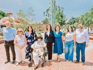 Autoridades y víctimas participaron en la ceremonia conmemorativa por el 34 aniversario de las explosiones del 22 de abril de 1992. ESPECIAL
