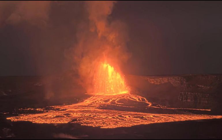 Kilauea ha estado entrando en erupción periódicamente desde diciembre de 2024. EFE/B. Omori/Paradise Helicopters