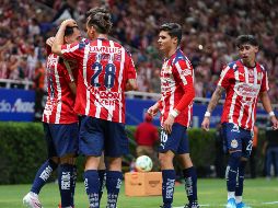 Si Chivas de Guadalajara cae al segundo lugar general, su camino hacia el título podría cruzarse prematuramente con rivales de mayor jerarquía. Imago7 / ARCHIVO