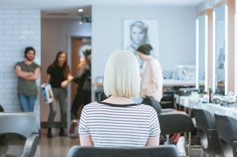 &nbsp;Por qué cortarnos el pelo es el mejor ritual para cerrar ciclos. UNSPLASH.COM&nbsp;