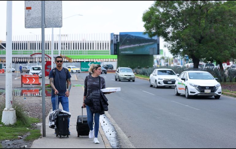 GAP informó que las 18:00 horas de este viernes 24 de abril se liberaron las vialidades de acceso y salida del Aeropuerto. EL INFORMADOR/ARCHIVO