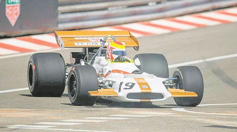 Adrián Fernández participa en la categoría “Jackie Stewart”, destinada a vehículos con motores de 3 litros fabricados entre 1966 y 1972. ESPECIAL