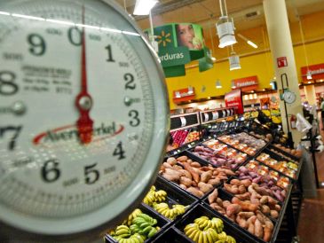 Las ofertas son válidas en las más de 2 mil sucursales físicas de Walmart y en su tienda en línea, que tiene las modalidades de entrega a domicilio y "pickup". EL INFORMADOR/Archivo