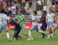 Esteban Andrada, guardameta del Zaragoza, enfrenta una severa sanción disciplinaria tras el altercado y la agresión ocurrida en los minutos finales del partido contra el Huesca. EFE / V. Lacasa