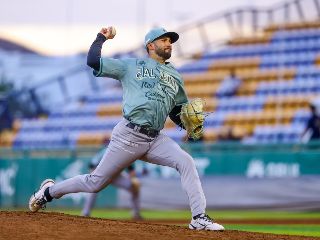 Por segundo juego consecutivo, la novena jalisciense tuvo que venir de atrás para quedarse con la victoria. CORTESÍA/ CHARROS DE JALISCO.
