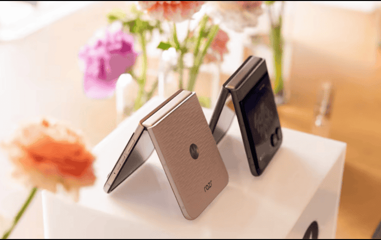 Motorola lanza la renovación para uno de los mejores celulares plegables y con un gran diseño premium. MOTOROLA