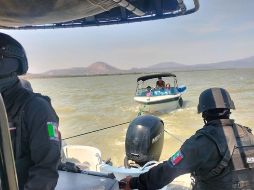 De inmediato se movilizó al Escuadrón Anfibio de la Policía de Jalisco, que acudió al punto para brindarles apoyo. CORTESÍA