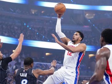 Los Detroit Pistons remontaron en la segunda mitad para vencer 93-79 al Orlando Magic. AFP / R. Storry