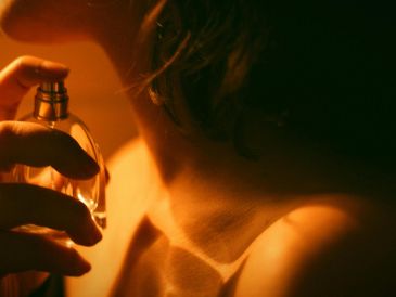 Aunque parezca difícil de creer, es posible adquirir perfumes durables y baratos. ESPECIAL/PIXABAY