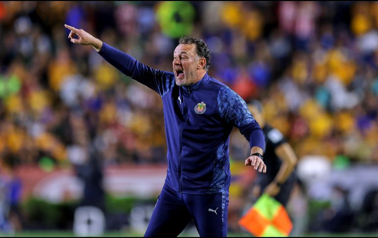 El argentino se enfoca en la estrategia que permita a Chivas anotar los dos goles necesarios y mantener su portería en cero para avanzar a las semifinales. IMAGO7.