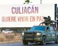 En Culiacán, el panorama sigue dominado por la presencia de militares en las calles, que no descansan de la ola de violencia de los últimos 20 meses. EL UNIVERSAL