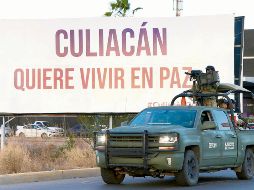 En Culiacán, el panorama sigue dominado por la presencia de militares en las calles, que no descansan de la ola de violencia de los últimos 20 meses. EL UNIVERSAL