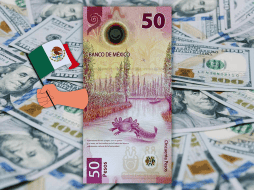 La estabilidad actual del peso mexicano responde principalmente a un debilitamiento global del dólar. ESPECIAL / CANVA