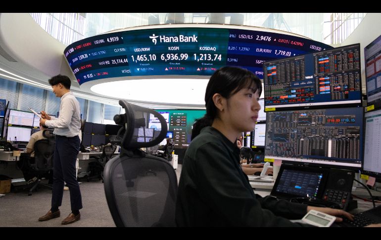 En medio de la vulnerabilidad del mercado, los analistas consideraron que existen condiciones para una mejora en los índices. EFE/J.Heon-Kyun