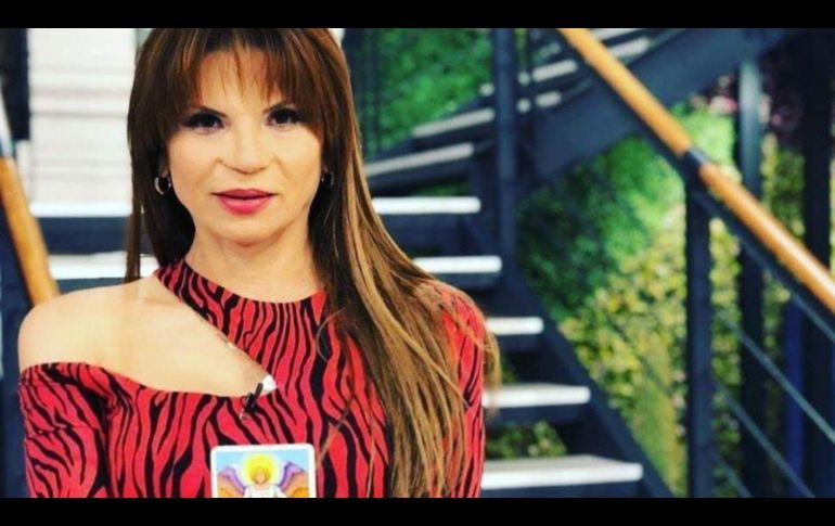 Durante la semana del 5 al 10 de mayo de 2026, la reconocida astróloga Mhoni Vidente dio a conocer las cartas del tarot que regirán la energía de cada signo zodiacal. FACEBOOK / Mhoni Vidente