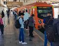 Aunque el 5 de mayo siempre hay confusiones sobre si es día de asueto o no, la LFT es muy clara al respecto y esto se ve reflejado en los horarios del Metro CDMX. SUN/ARCHIVO