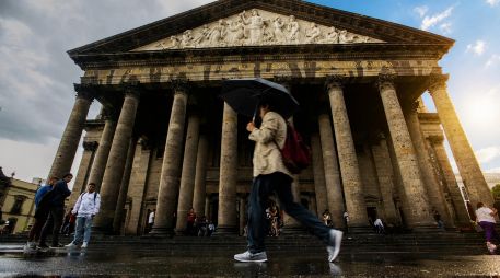 Aunque las lluvias atípicas traerán momentos de frescura, mayo mantendrá su reputación histórica como el mes más caluroso del año. ESPECIAL / EL INFORMADOR y CANVA