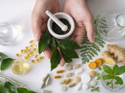 Medicamentos, remedios herbolarios y suplementos: Cómo cuidar y proteger tu salud
