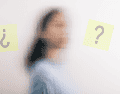 Se trata de un sistema dinámico que evalúa constantemente la realidad, compara experiencias pasadas y ajusta la percepción en tiempo real. CANVA