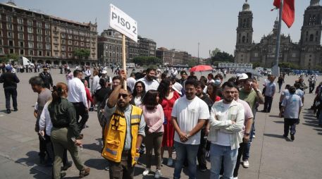 Los capitalinos siguieron en todo momento las instrucciones de Protección Civil en este somulacro. SUN/C. Mejía