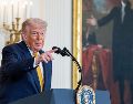 Donald Trump publicó un mensaje en sus redes sociales que de inmediato llamó la atención de la comunidad internacional. EFE/S. Thew